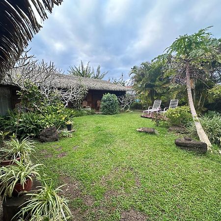 Hare Henua Bed & Breakfast Hanga Roa Exterior photo